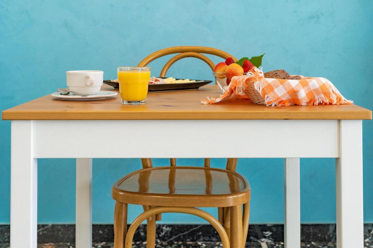 Hotel Greta B&B Rimini Zewnętrze zdjęcie