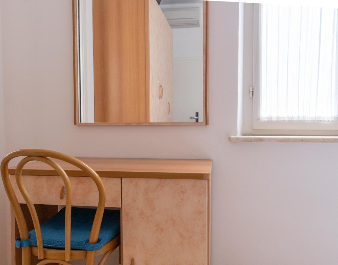 Hotel Greta B&B Rimini Zewnętrze zdjęcie
