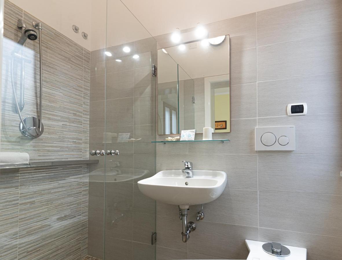 Hotel Greta B&B Rimini Zewnętrze zdjęcie