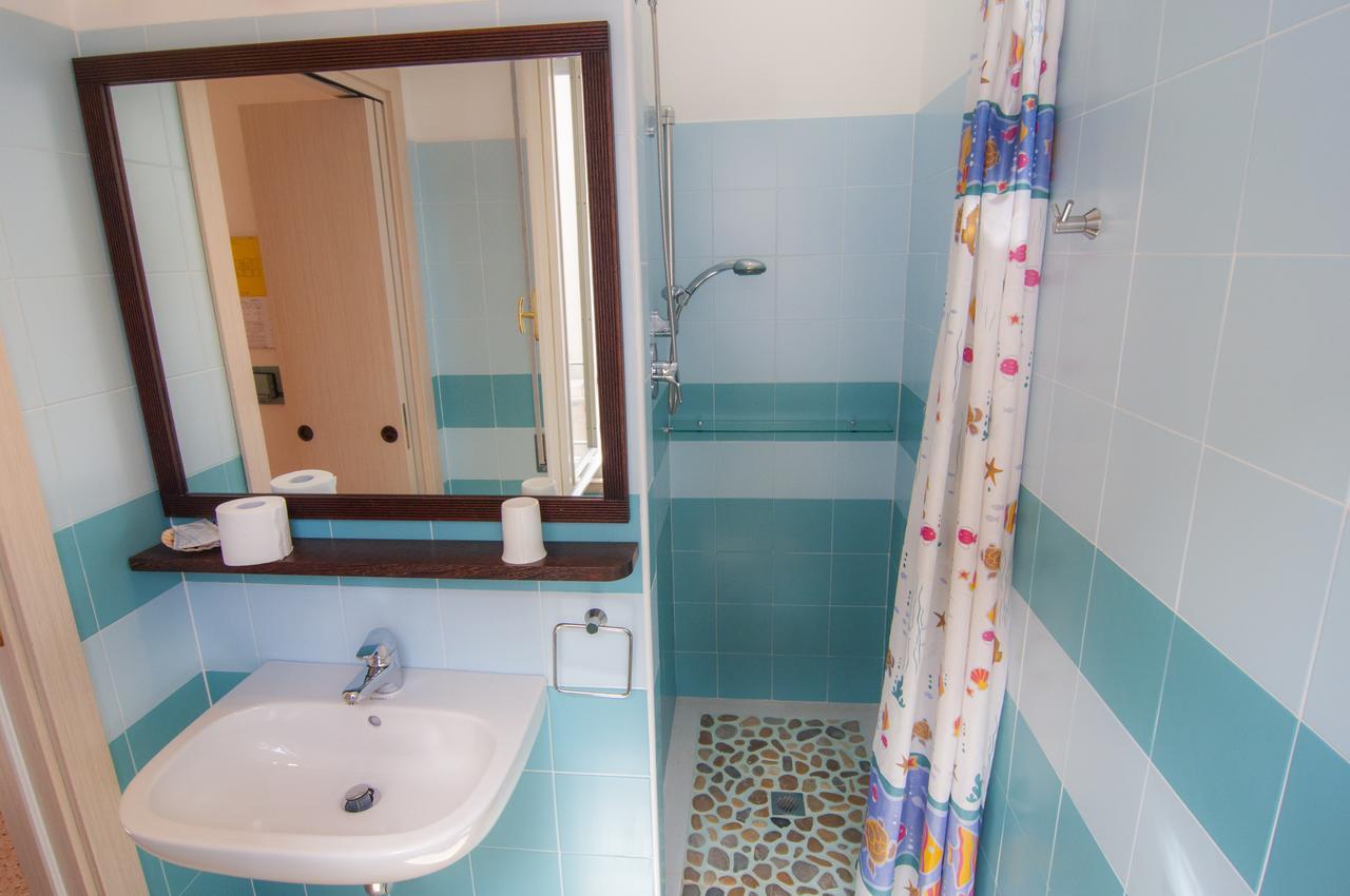 Hotel Greta B&B Rimini Zewnętrze zdjęcie